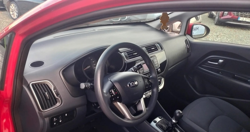 Kia Rio cena 31900 przebieg: 99137, rok produkcji 2015 z Krośniewice małe 436